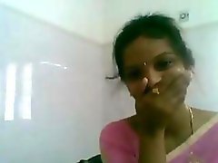 Indian Cute and shy newly married Telugu wife in saree gets fucked hard
