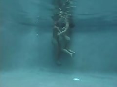 Couple Fucking Underwater