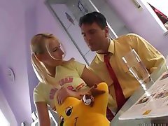 Blonde Goes Anal