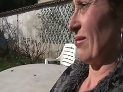 French mature elle se tape le jardinier - Diana