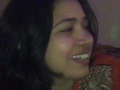 Pakistani - Indian Urdu Poetry Slut
