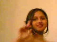 Indian girl dancing nude on cam