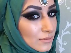 hijabi slut