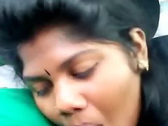 22 Tamil College Blowjob in Car